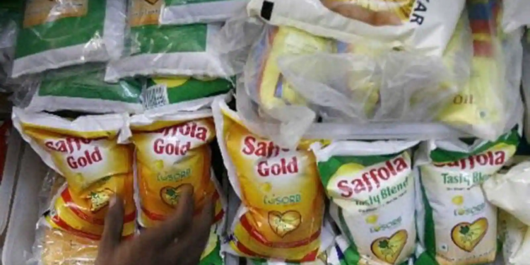 Saffola Gold Oil : Best cooking oil for vegetables